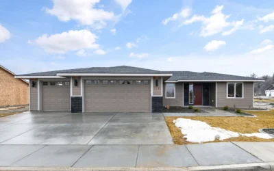 The Holland (3 car garage)
